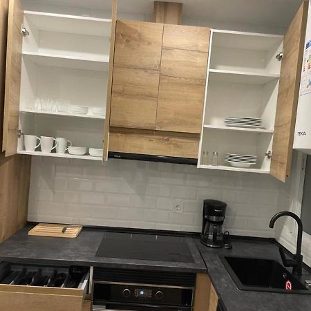 U2 Apartamento A Estrenar, Cerca De Metro Madrid Eksteriør bilde