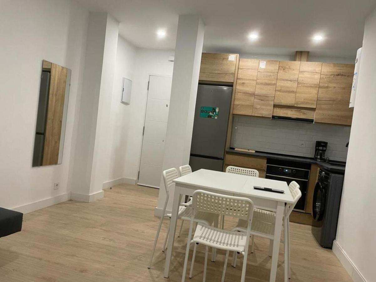 U2 Apartamento A Estrenar, Cerca De Metro Madrid Eksteriør bilde
